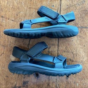 Teva Kids Hurricane Drift sandal. Little kid size 1.